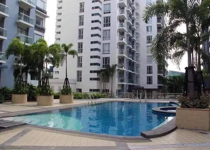 One Palm Tree Near Naia3 *